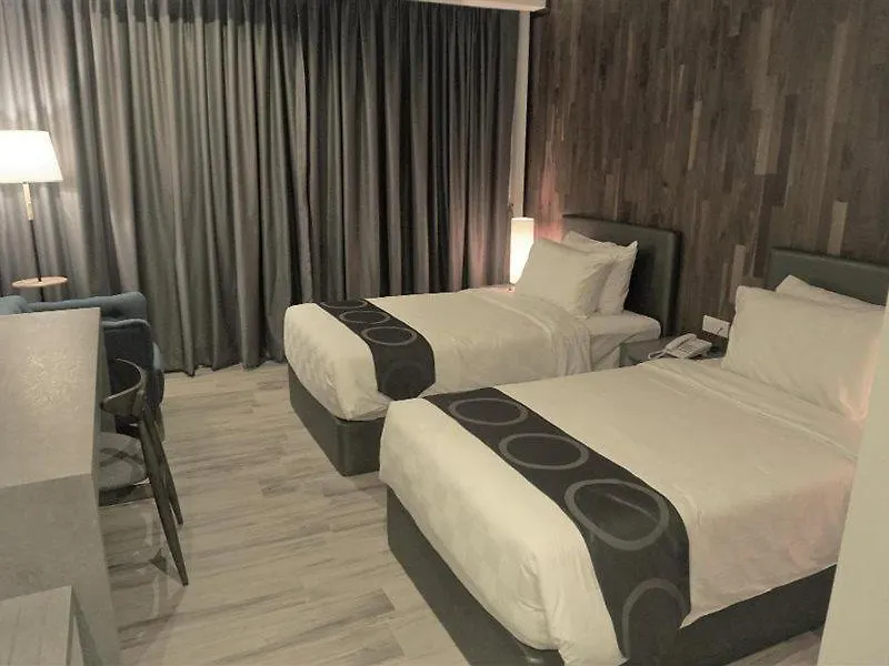 Frame Hotel George Town