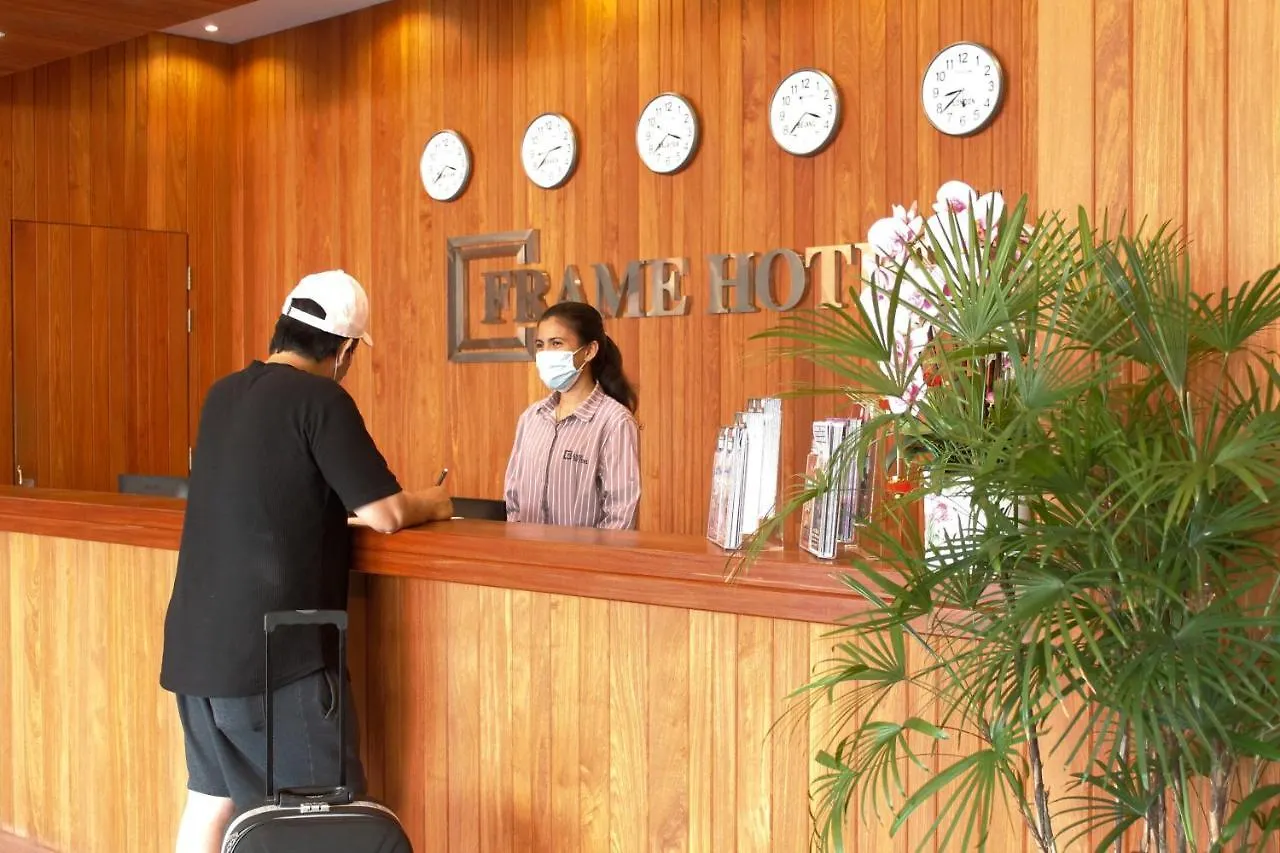 Frame Hotel George Town