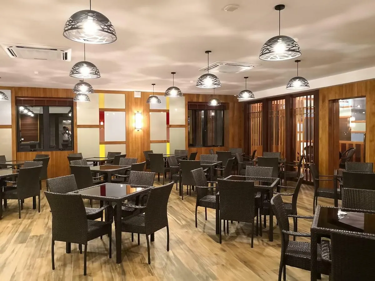 Frame Hotel George Town
